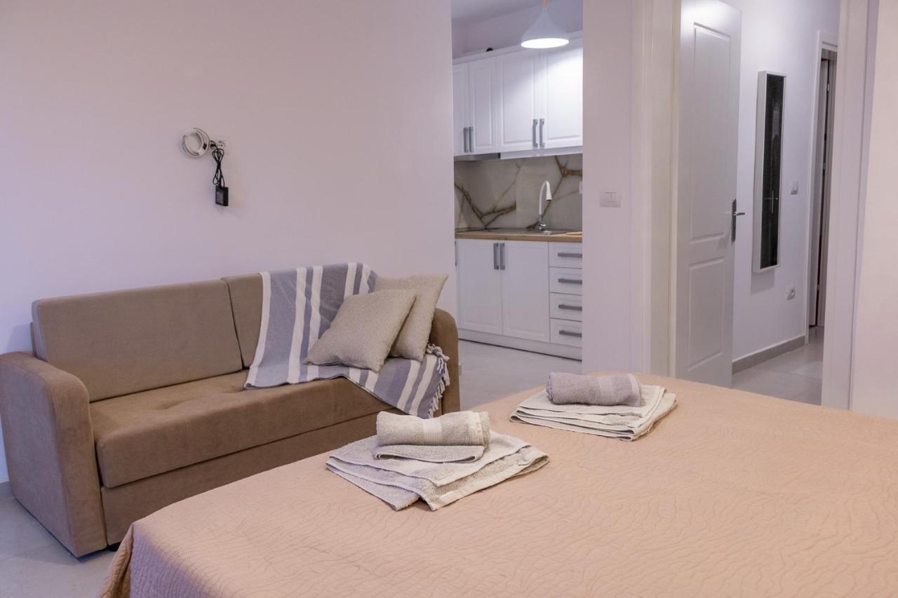 Luxury Seaside House With 2 Bathrooms Ksamil Exterior foto